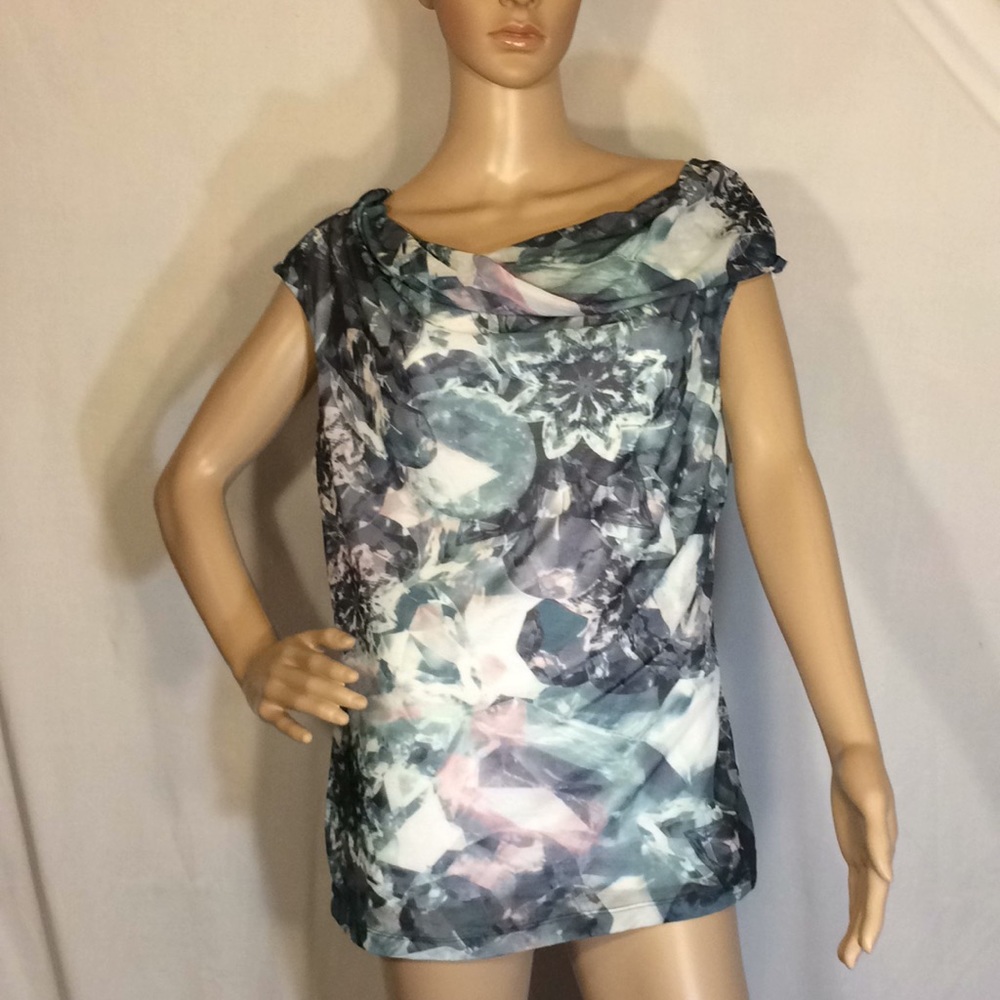 Preowned H&M Sleeveless Layered Tunic Top, Size L